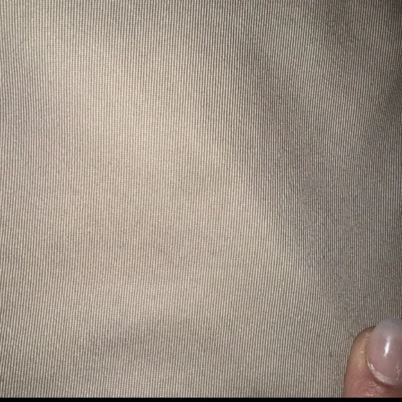 LL Bean Pants Mens 38 Tan Comfort Waist Chino Khaki Dress Pockets Dadcore READ - Picture 3 of 6